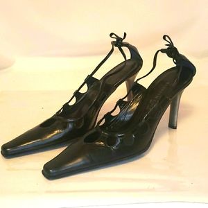 Kenneth Cole black leather pump